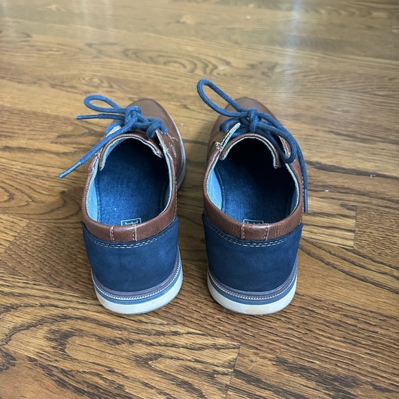 Kids Mens Brown Leather Shoes size 5 - Picture 4 of 12